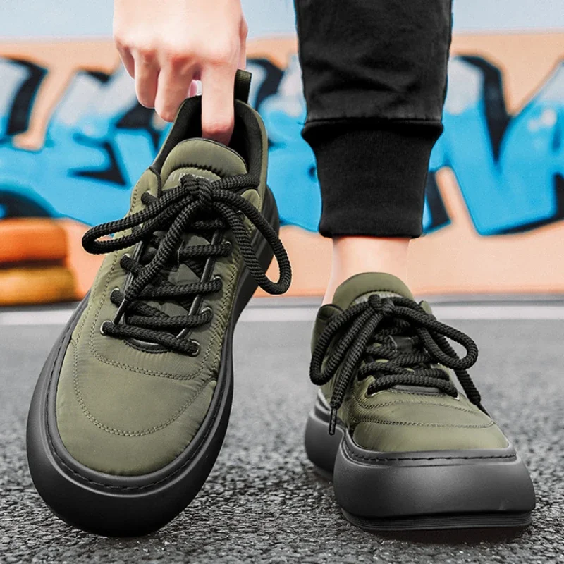 Winter New Men Casual Shoes Anti Slip Wear Resistant Work Shoes for Men Outdoor Comfor Snow Shoes Fashion Platform Men Sneakers 5
