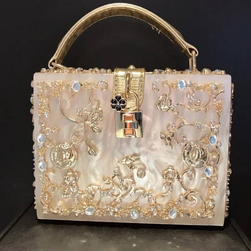 

Wispy Metal Carving Evening High-grade Crystal Banquet Bag Diamond-set Fashion Chic Handbag Box Shoulder Slant Back Ladies Bag