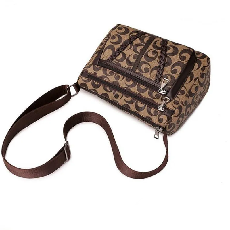 Stylish Women's Crossbody Bag - Spacious Multi-Layered Design with Adjustable Comfort Straps