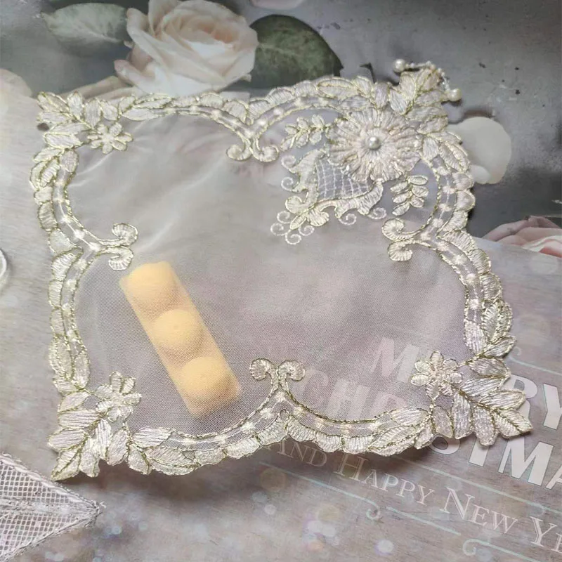 

Luxury gold flower beads Embroidery table cloth cover wedding kitchen Christmas tea tablecloth Table decoration and accessories