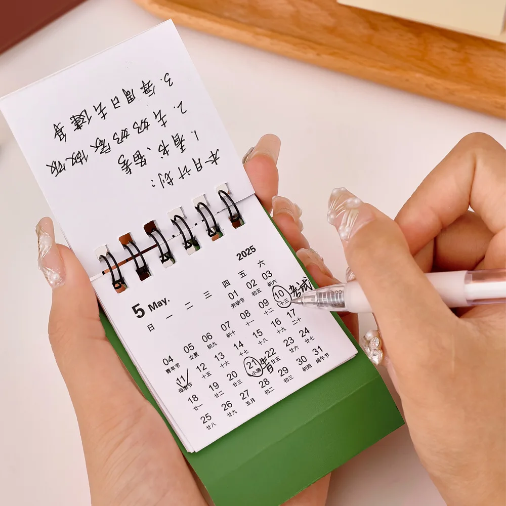 Desk Calendar Mini Simple Pocket Portable Daily Memo Calendar Planner Desktop Decoration