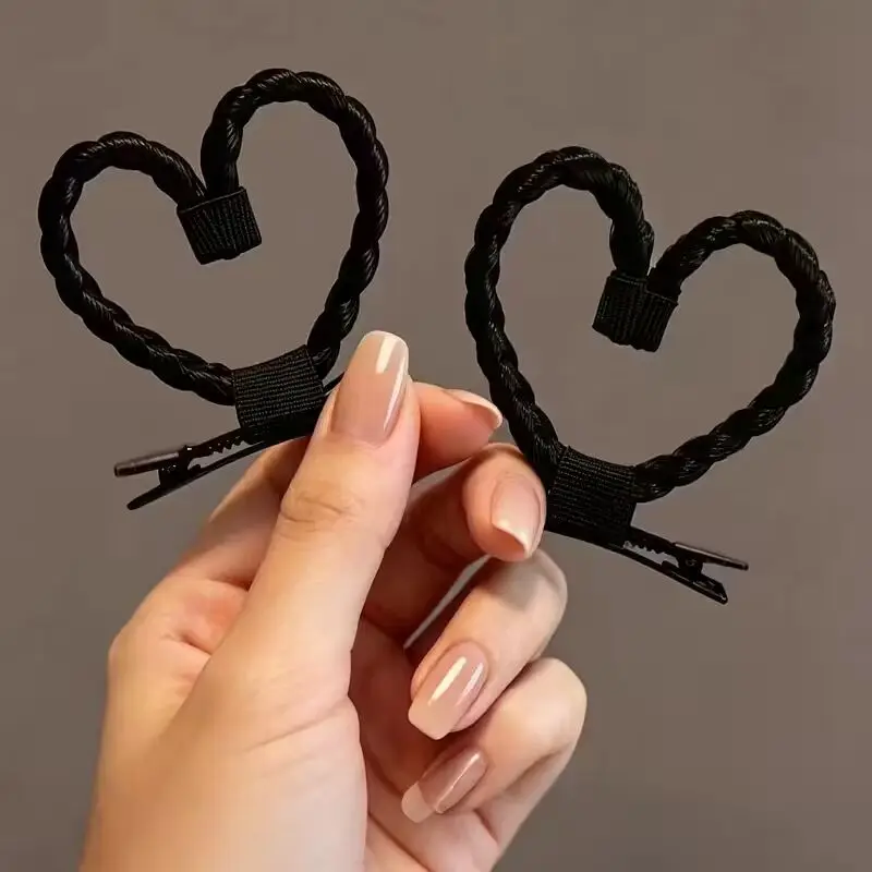 2/4 pezzi graziosi fermagli per capelli intrecciati a forma di cuore, fermagli per capelli sintetici a forma di cuore, graziosi accessori per acconciature quotidiane da ragazza. - immagine 2