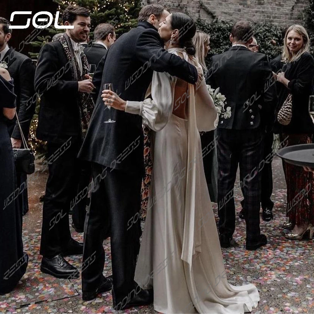 Рисунок 2 - Женское свадебное платье с открытой спиной