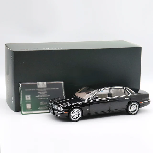 【新品】全開閉 Almost Real 1/18 ジャガー XJ40 XJ6 黒 Amazon | Almost Real 1/18 ジャガー XJ6 XJ40 黒 | ミニカー