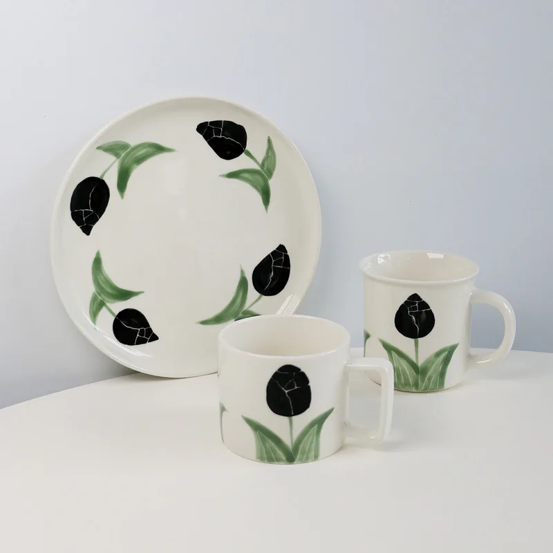 

Korean retro hand-painted tulip ceramic plate household dish western food steak cake dessert tableware