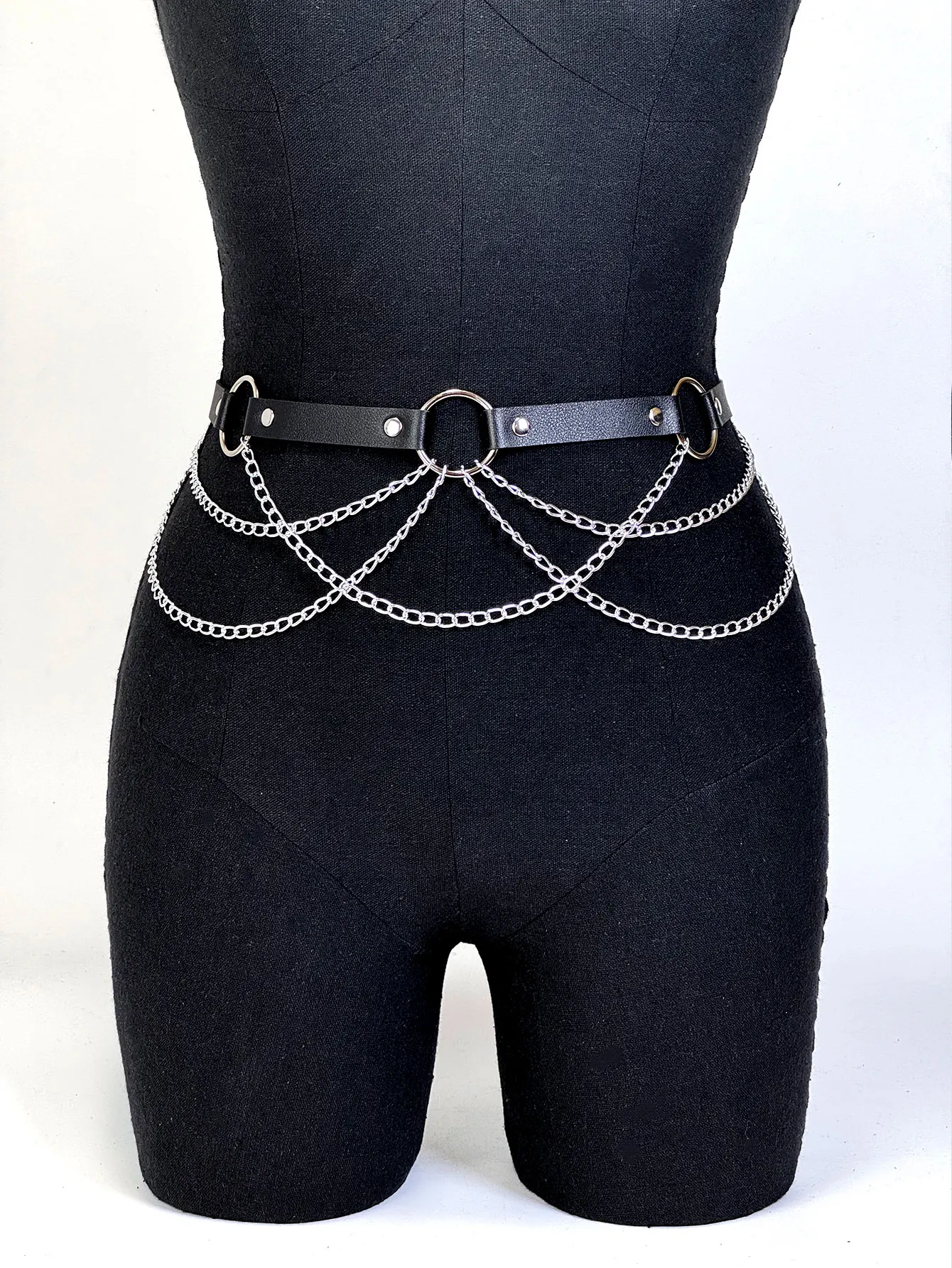 Women's Belt Body Harness Bra Bondage Chain Chest Harness Leather Lingerie Bdsm Fetish Clothing Gothic Women Suspenders Straps