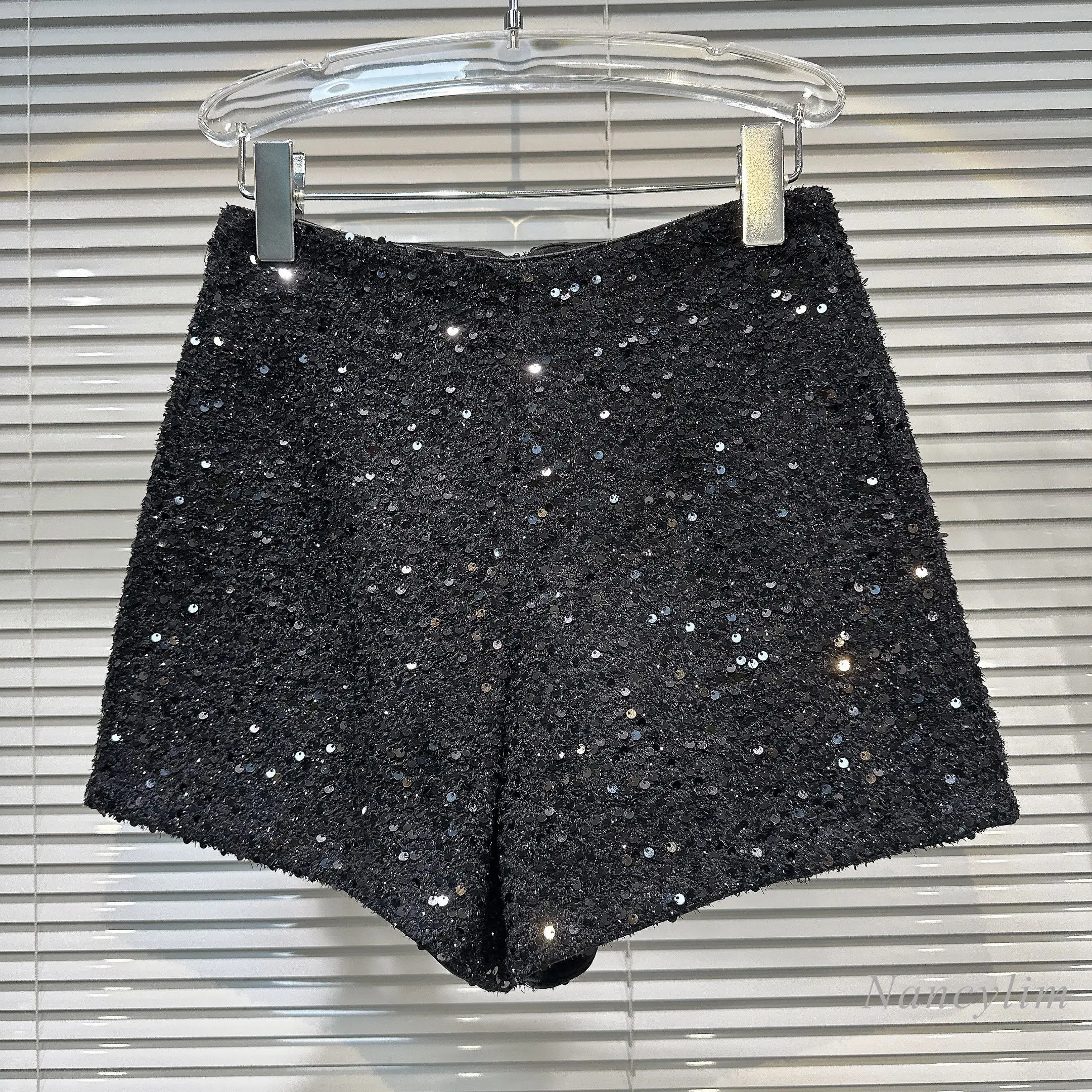 2023 Autumn Wool Shorts Womens New Shiny Sequined Tweed Solid Color Slim Straight Three Points Shorts White Black Pink