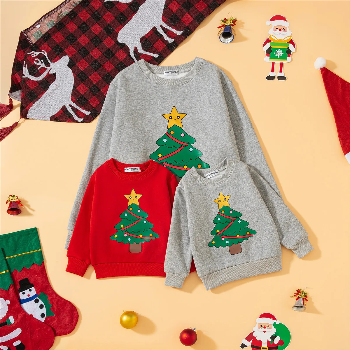 thumbnail image 5 of Suéter navideño para padres e hijos, sudadera de terciopelo con cuello redondo y árbol de Navidad, conjuntos familiares gruesos a juego para mamá y yo, 5 of 5