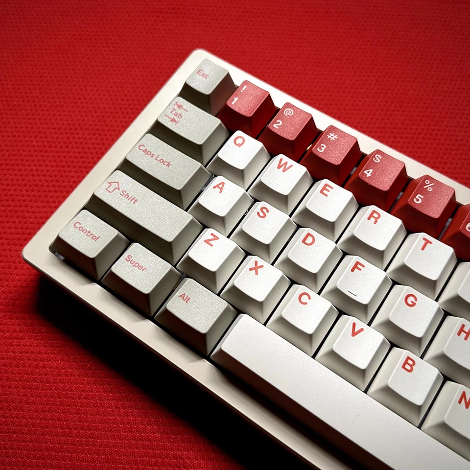 GMK red alert + 0G Number キーキャップ 自作キーボード GMK red alert + 0G Number キーキャップ 自作キーボード - メルカリ