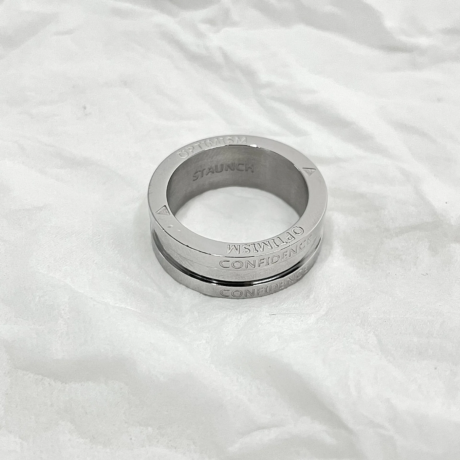 

Trendy and Minimalist Ring for Men and Women, Fashionable Groove Letters, Street Versatile and Cool Ring