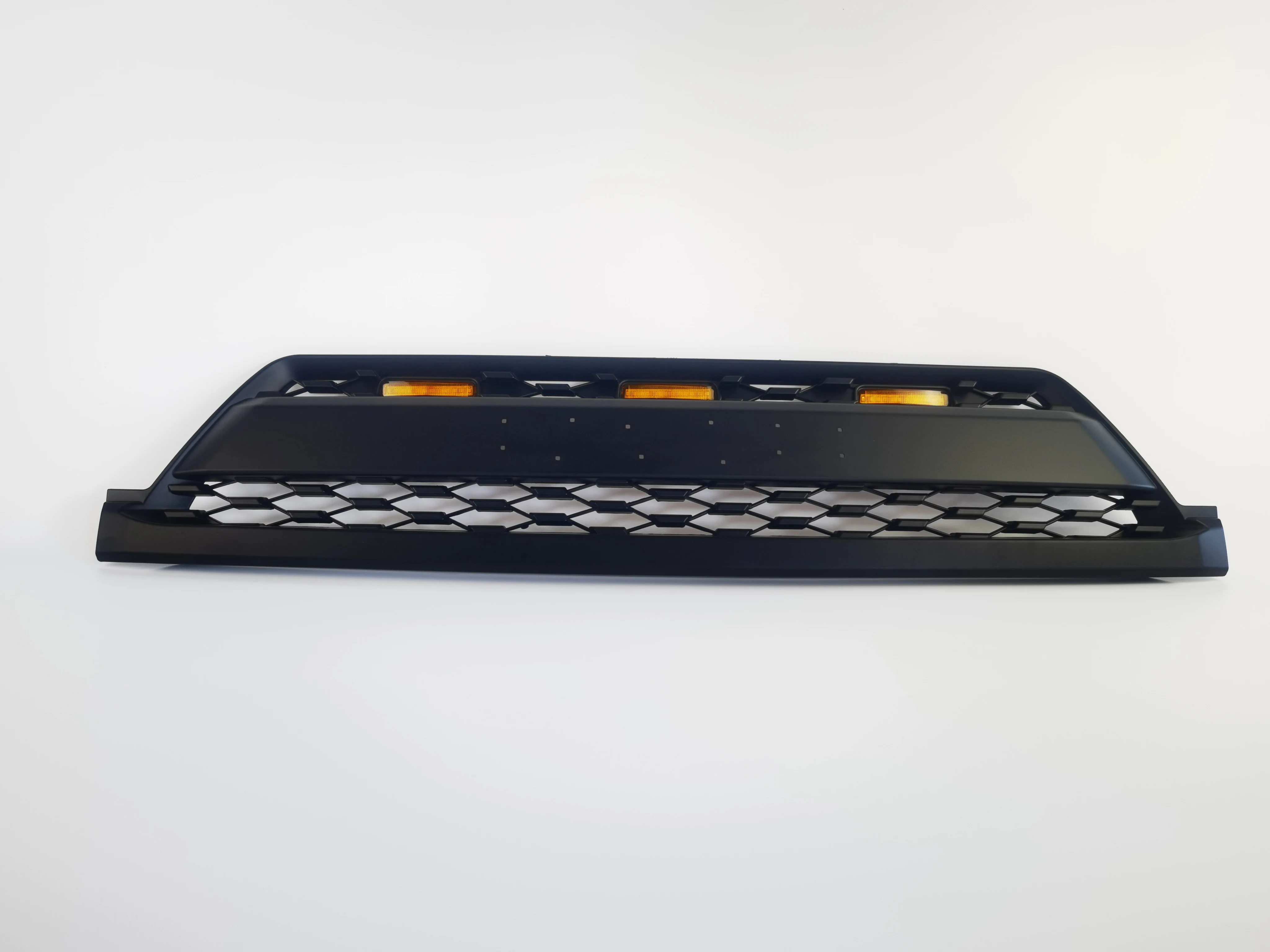 Spedking 02-05 Hot Sale 4x4 auto tuning accessories front bumper grille Grill with LED light for 4runner