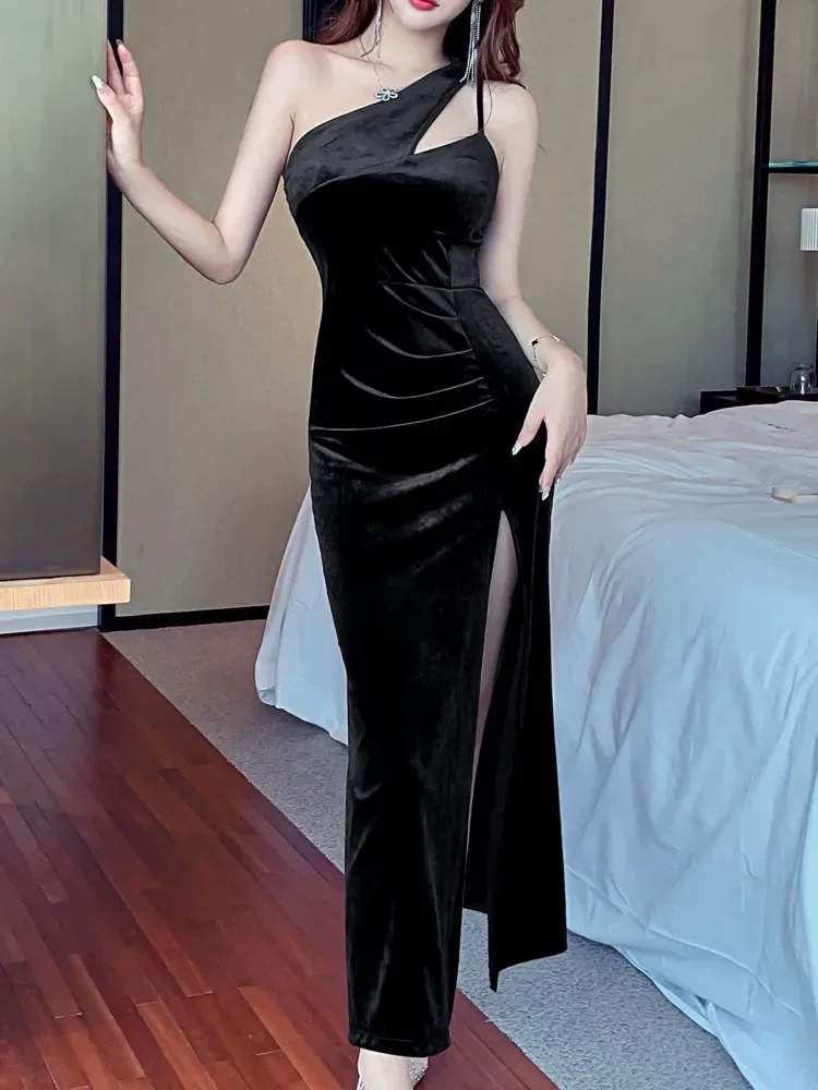 Elegant Party Bodycon Velvet Midi Dresses for Women 2023