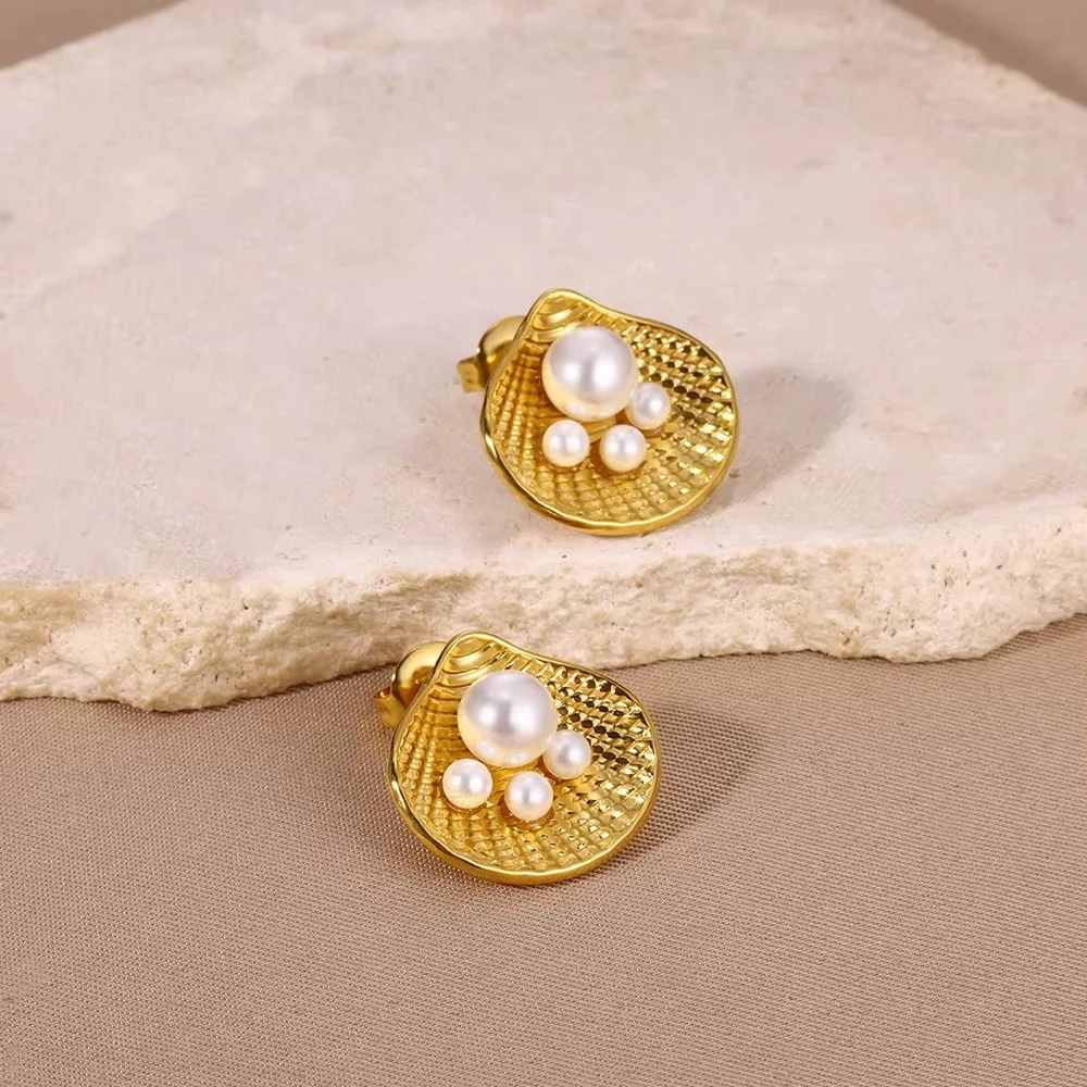 Pearl Shell Stud Earrings For Women