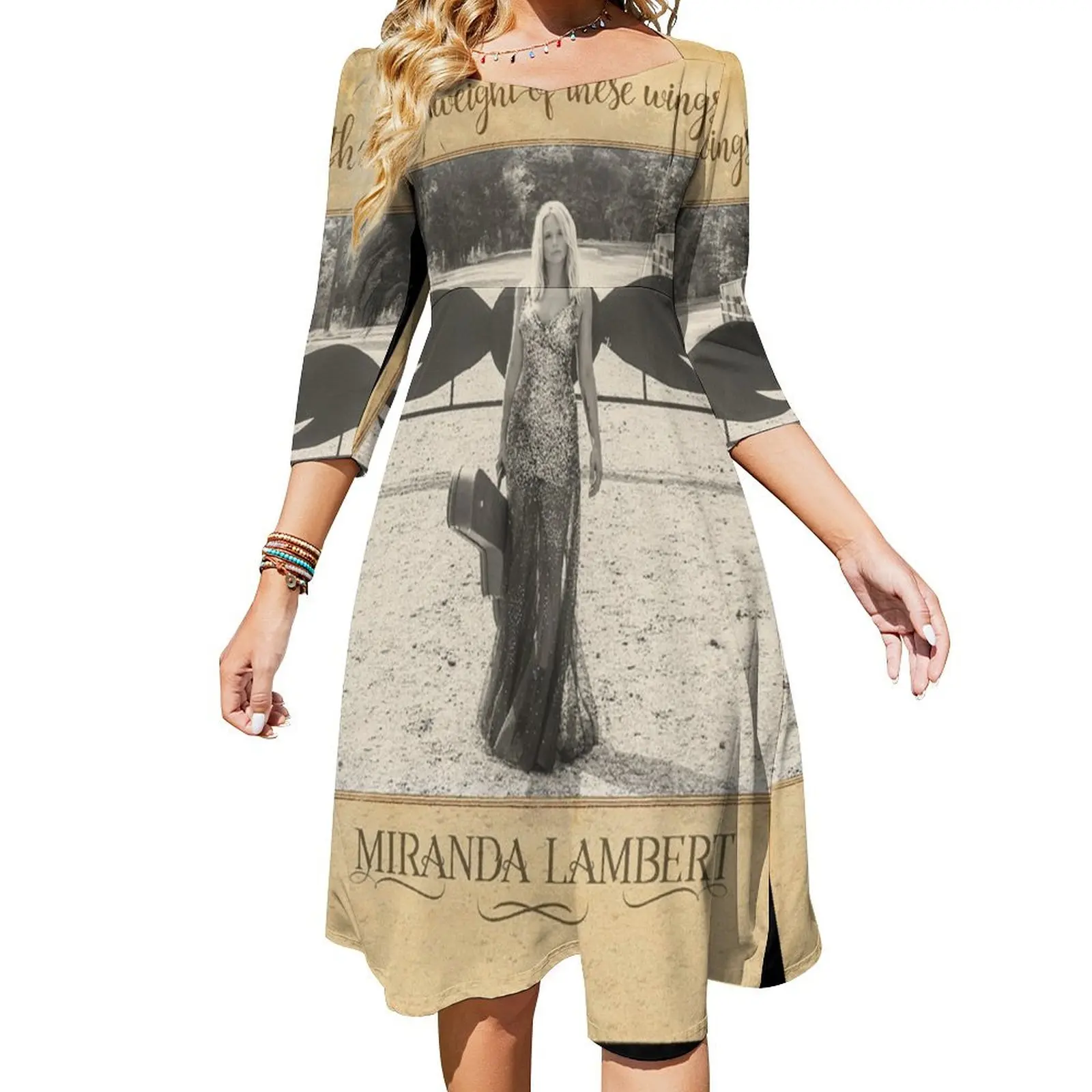 

Женское летнее платье-колокол с принтом в виде крыльев