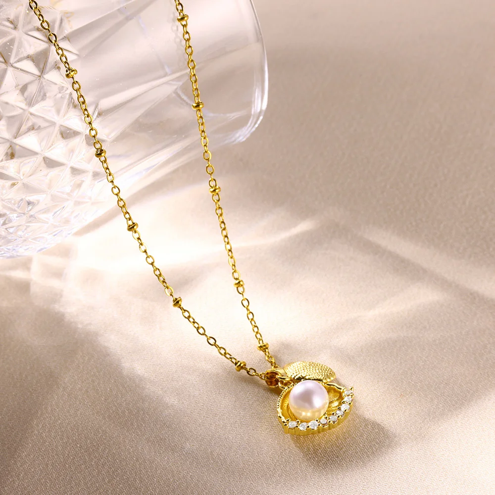 Fashion Zircon Shell Necklace For Women