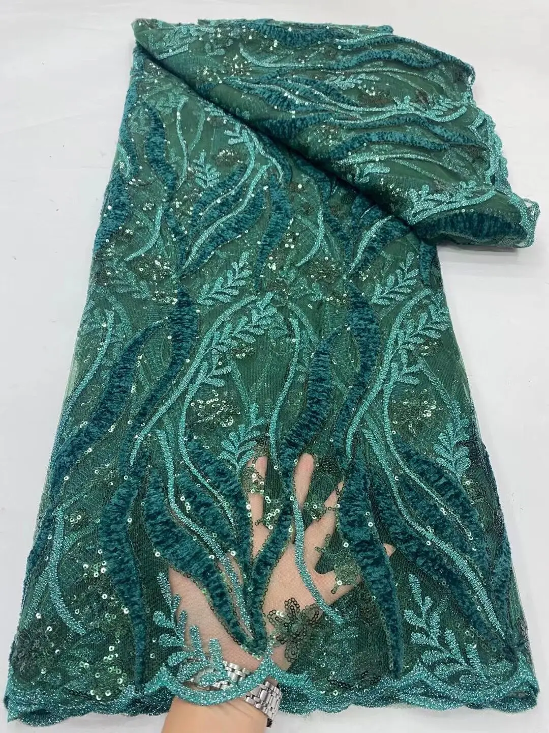 

2024 High Quality African Nigerian Latest Embroidery Sequins Tulle Lace Fabric Sewing Guipure Prom Dresses Beads 5Yards DP0069