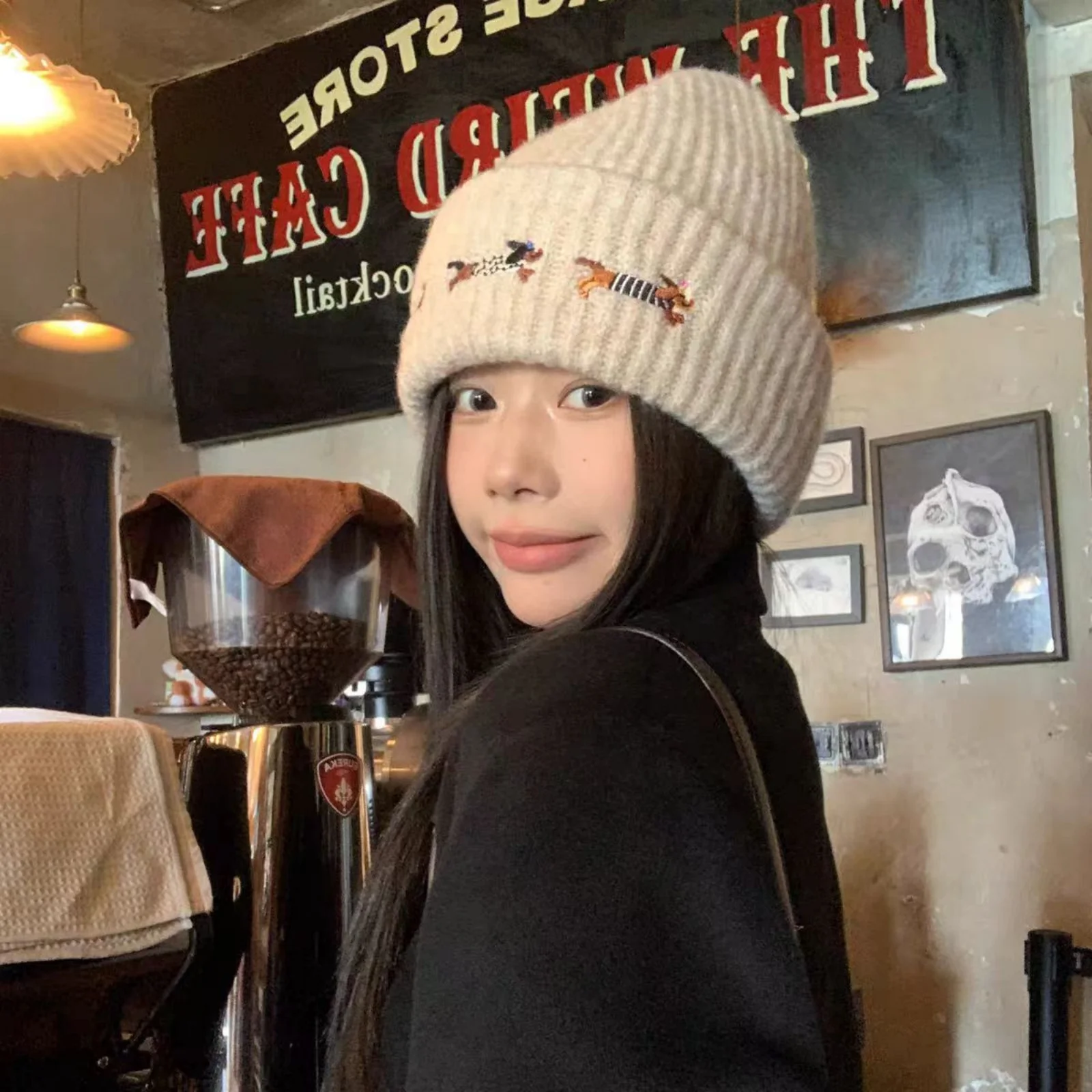 Dog Embroidery Hat Scarf Set, 2-in-1 Knit Winter Warm Set,Cute Animal Pattern Accessories, Stylish Women's Cold Weather