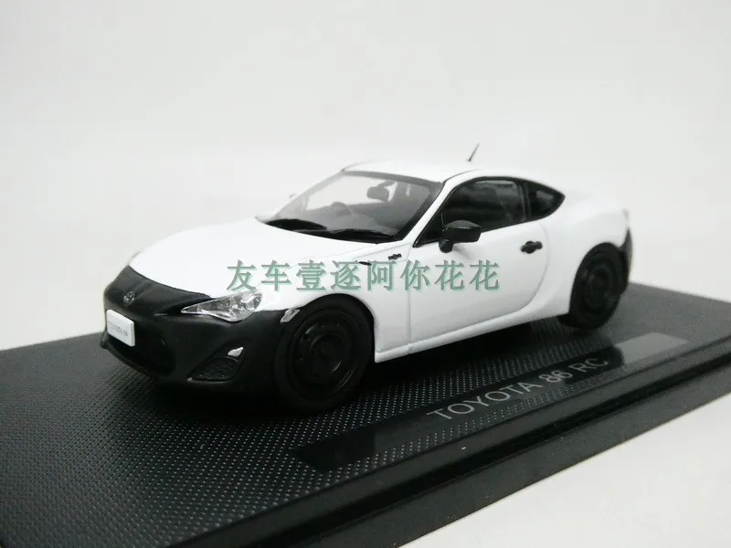 

EBBRO 1:43 86 RC Diecast Model Race Car Kids Toys Gift