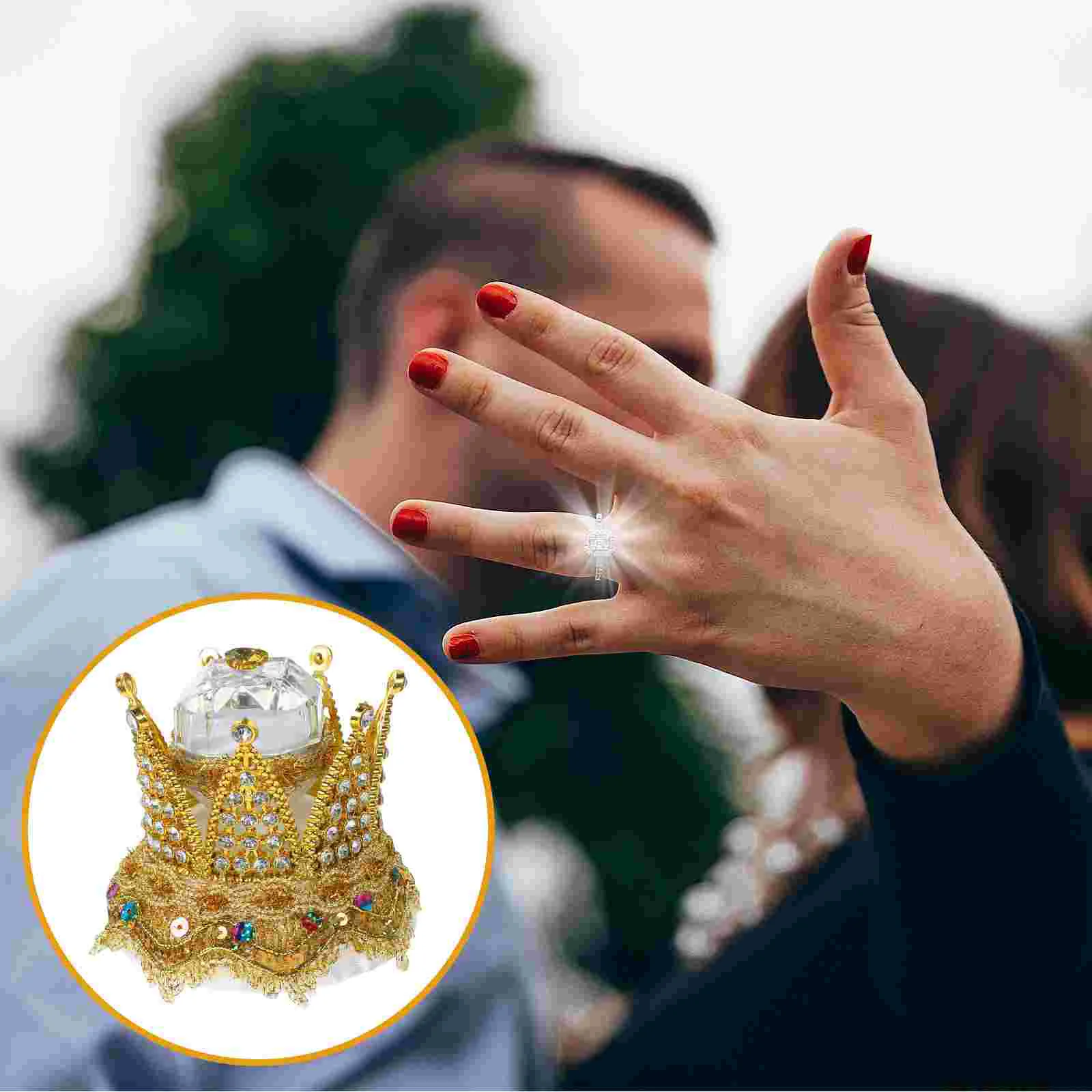 

Crown Shaped Ring Box Shiny Inlaid Rhinestone Ring Box Wedding Ring Case