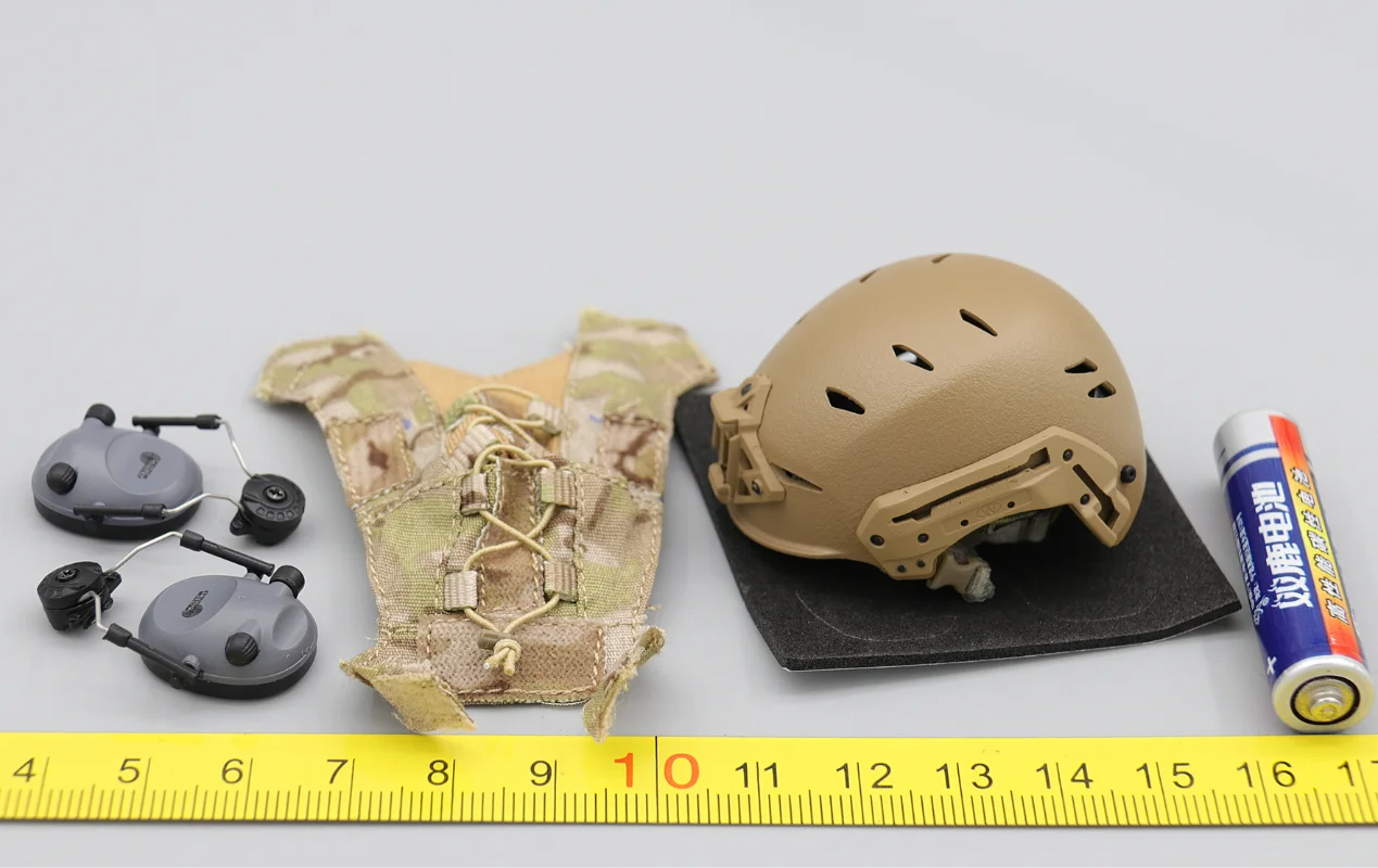 

26055R ES PMC1/6 Soldier Helmet+Earmuffs Model For 12'' Action Figure