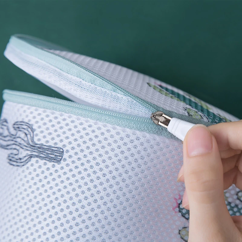 Printed Bra Laundry Bags Thicken Sandwich Fabric Bra Cylinder Storage Bag Silicone Gasket Fixed Bra Protection Washing Bag New 6
