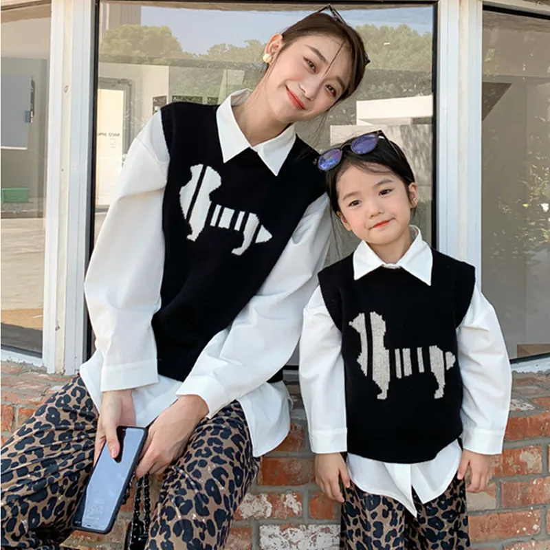 

Mother And Daughter Clothes Sets Autumn Winter Children Girls Knit Vest+Long Sleeve Blouse+Leopard Pants Outfits For Women Suit