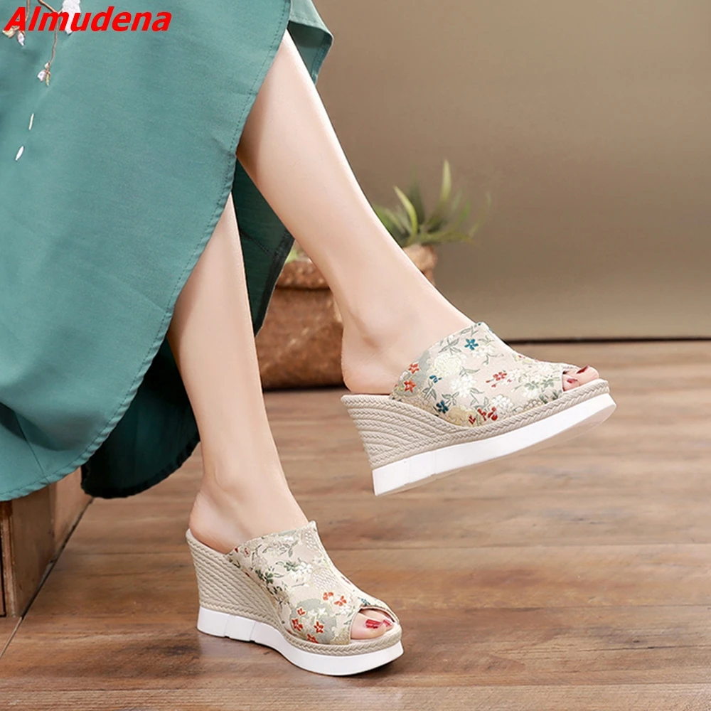 

Peep Toe Canvas Women Slippers Flower Embroidery Cover Heel Wedges Buckle Strap Summer Sandals 2023 Causal Party Fashion Slides