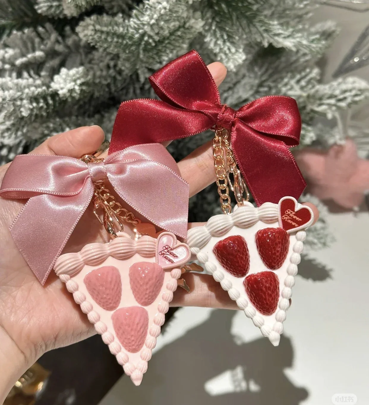 Solid Perfume Flower Knows Strawberry Cupid Collection Portable Solid Balm Aromatic Deodorant Long-lasting Cake Pendant