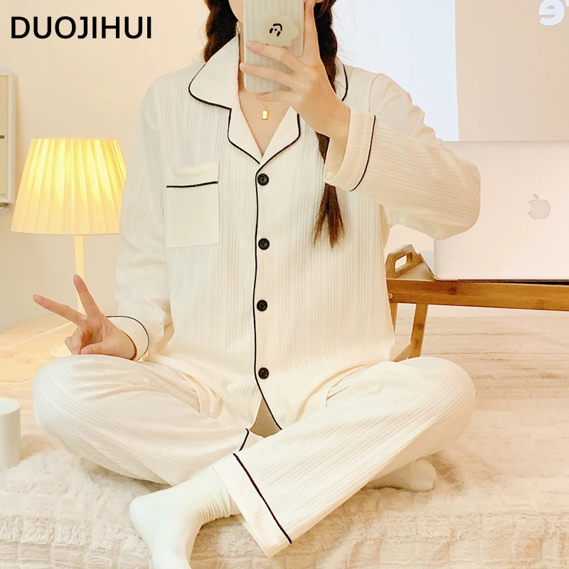 

DUOJIHUI Simple Chicly Pocket Casual Home Pajamas for Women Autumn New Basic Button Loose Fashion Long Sleeve Female Pajamas Set