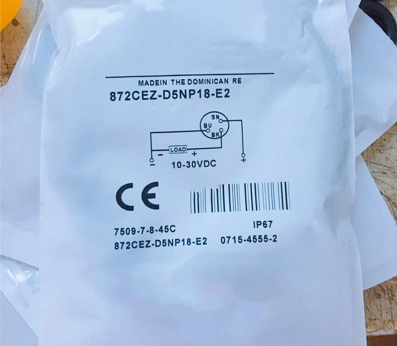 

872C-D5NP18-E2 proximity sensor original