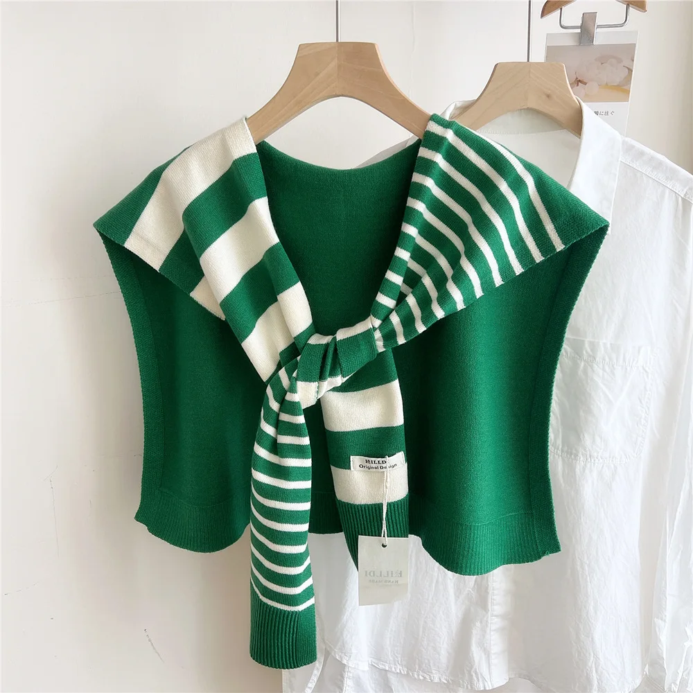 Knitted Shawl Lifestyle