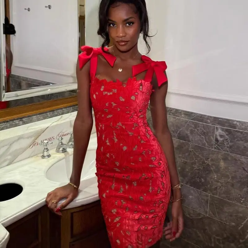 Sexy Red Hollow Out Long Party Dress Women Lace Up Slim Hip Package Sleeveless Dresses 2025 Lady Christmas Evening Robes New