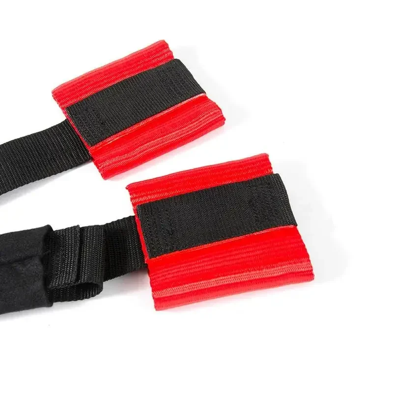 Motorcycle cargo tie down strap handlebar