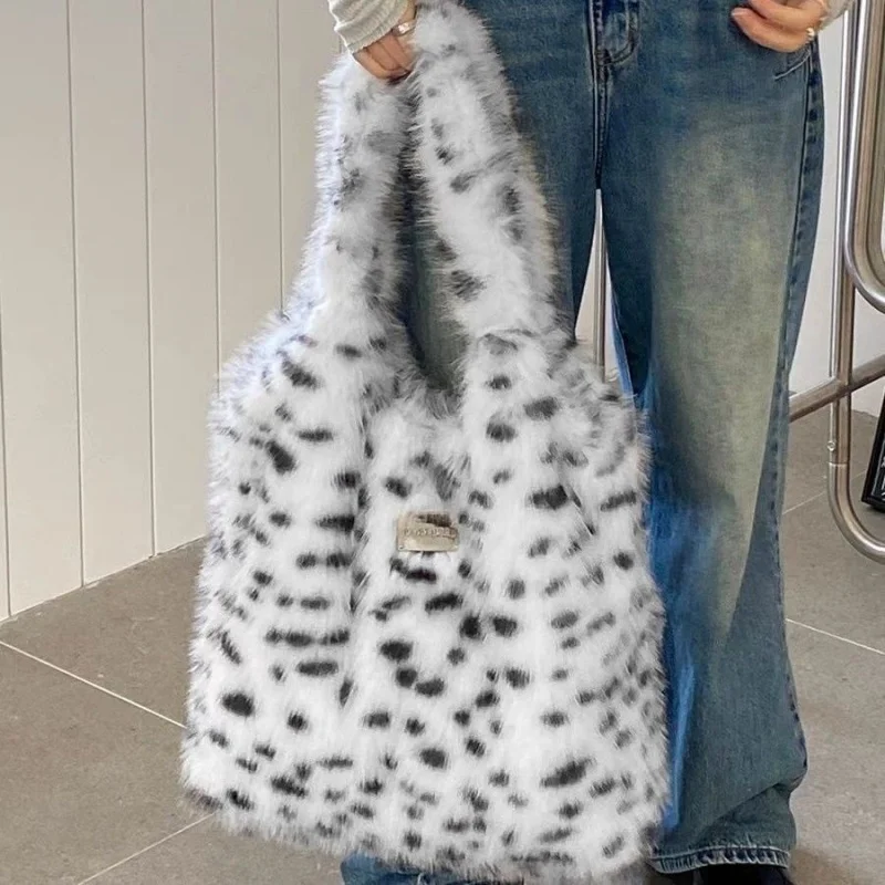 Korean Fashion Fluffy  Women Faux Fur Leopord Shoulder Bag Tote Bags Large Capacity Winter Plush Handbag Soft Lightweight