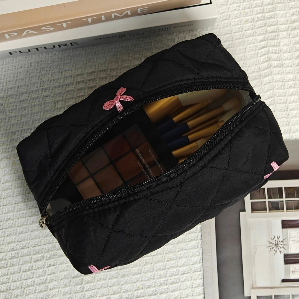 Black Portable Makeup Bag Large Capacity Pink Bow Quilting Cosmetic Pouch Handbag Ladies Travel Toiletry Storage Bag Women 2026