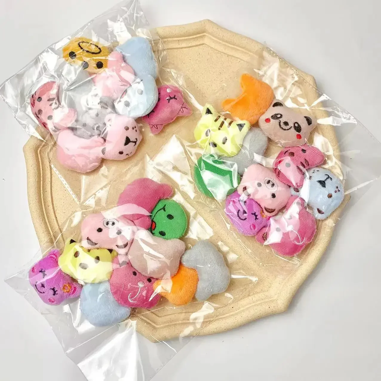 10/20PCS Dolls and 32MM Twisted Egg Mini Claw Machine Toy Accessories Cute Animal Plush Dolls for Kids Arcade Crane Machine Gift 3