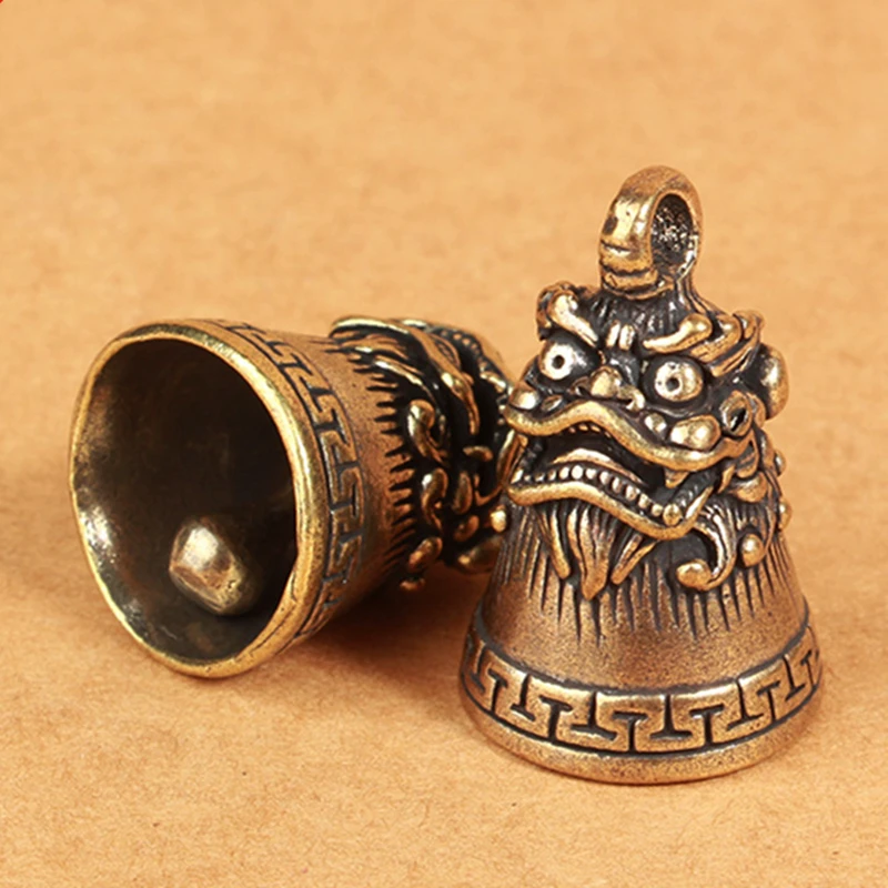 

Brass Handicraft Gluttony Head Mini Wind Chimes Bell Hanging Pendant Retro Bronze Trinket Keyring Couple Gift Small Decoration