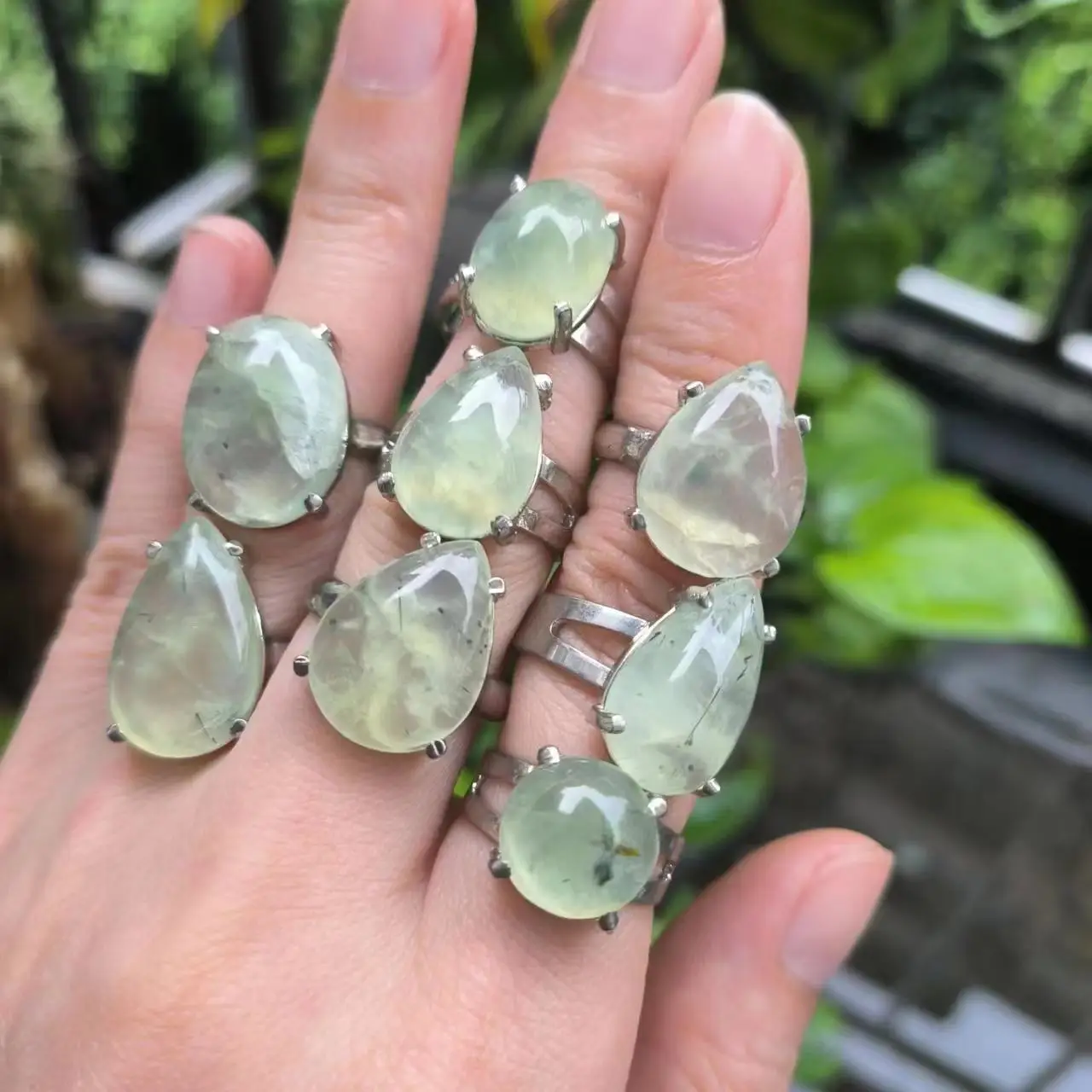 1Pcs/Lot Natural Grape Stone Ring Alloy Ring Setting Miss Jewelry Green Gem Fashion Simple Geometry Multiple Styles Unique Taki