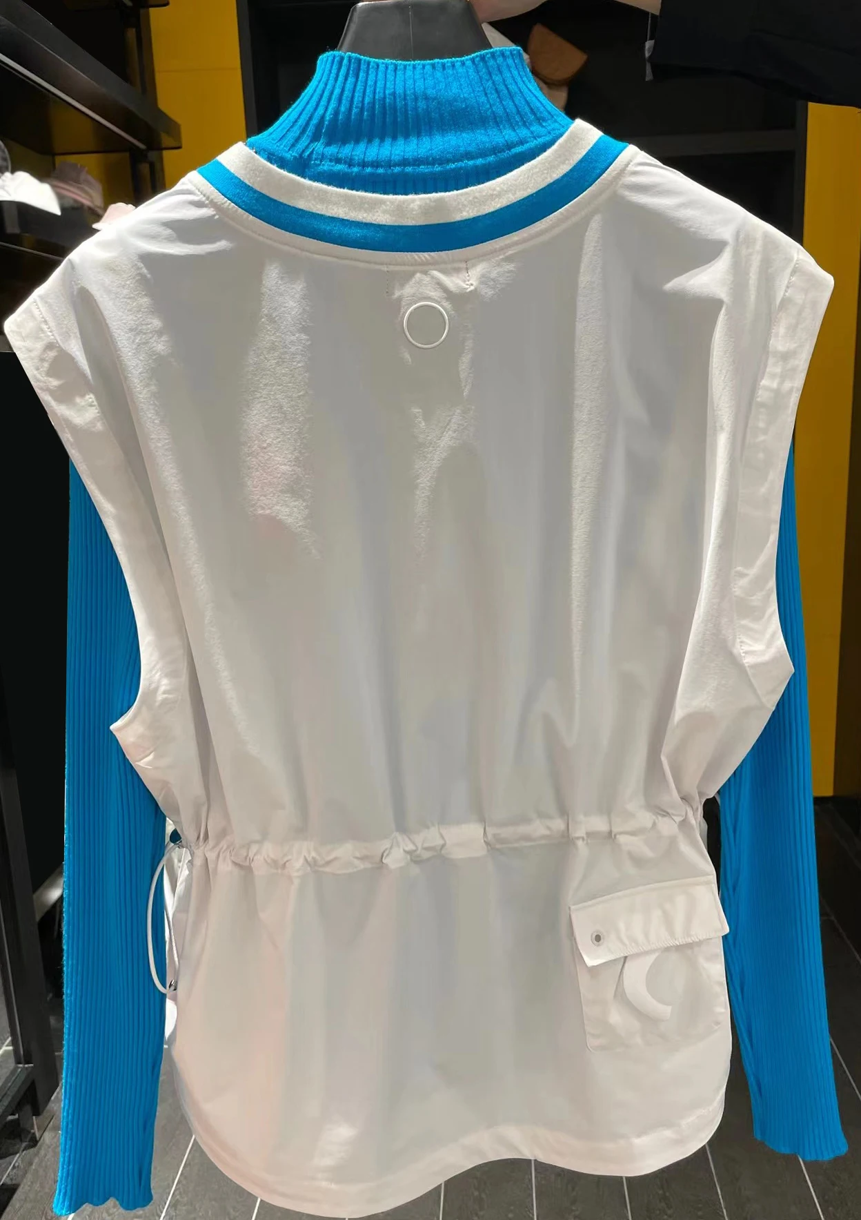 New early autumn v neck ajustable waist golf vest for women windproof lightweight classical causal ladies clothes apparel wear