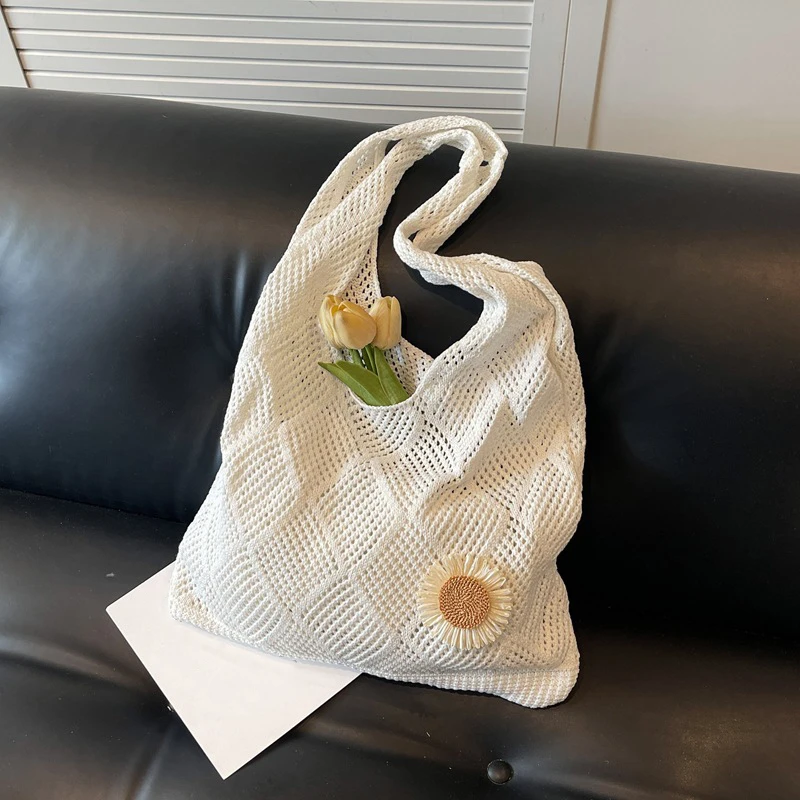 Crochet Tote Bag Flower Mesh Beach Bag Aesthetic Knitted Shoulder Bag Vacation Boho Tote Bag for Women Travel Vacation