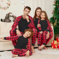 Merry Christmas Family Matching Outfits Solid Color Check Print Mom Dad Kids 2 Pieces Loose Sleepwear Soft Pyjamas Family Look 1