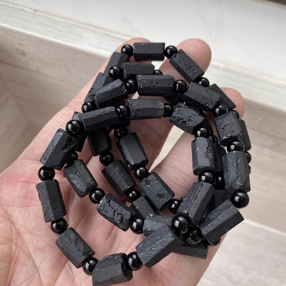 

Natural Raw Stone Black Bourmaline Men's And Women's Single Circle Polished Post Bracelet Gift Nation