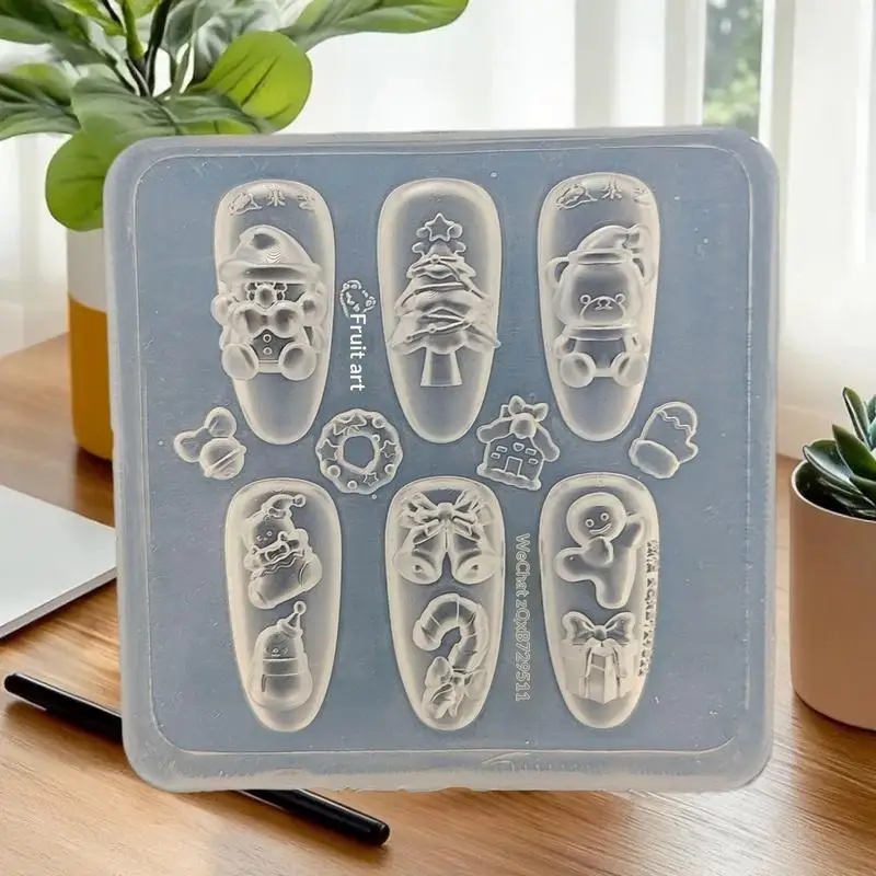 크리스마스 시리즈 3D 네일 아트 실리콘 몰드 산타클로스 곰 눈송이 디자인 DIY 투명 매니큐어 장식 템플릿