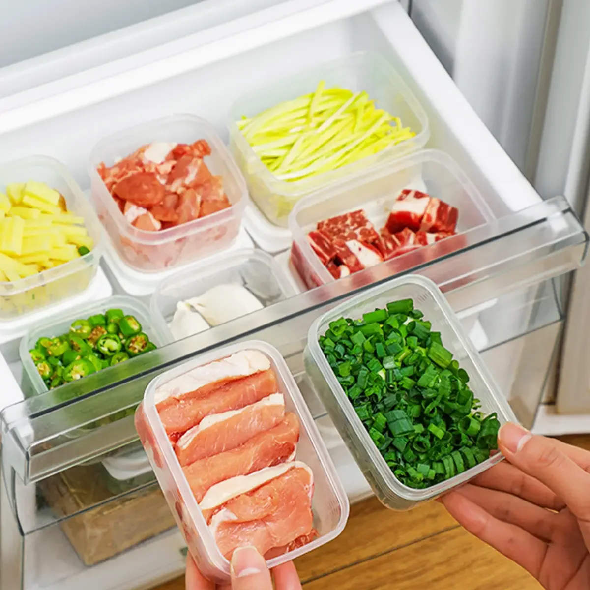 https://ae01.alicdn.com/kf/S5aa867cab7174c698cde79efe72f56b9a/Kitchen-Food-Storage-Containers-Refrigerator-Plastic-Containers-Fruit-Vegetables-Side-Dishes-Frozen-Crisper-Storage-Box-with.jpg