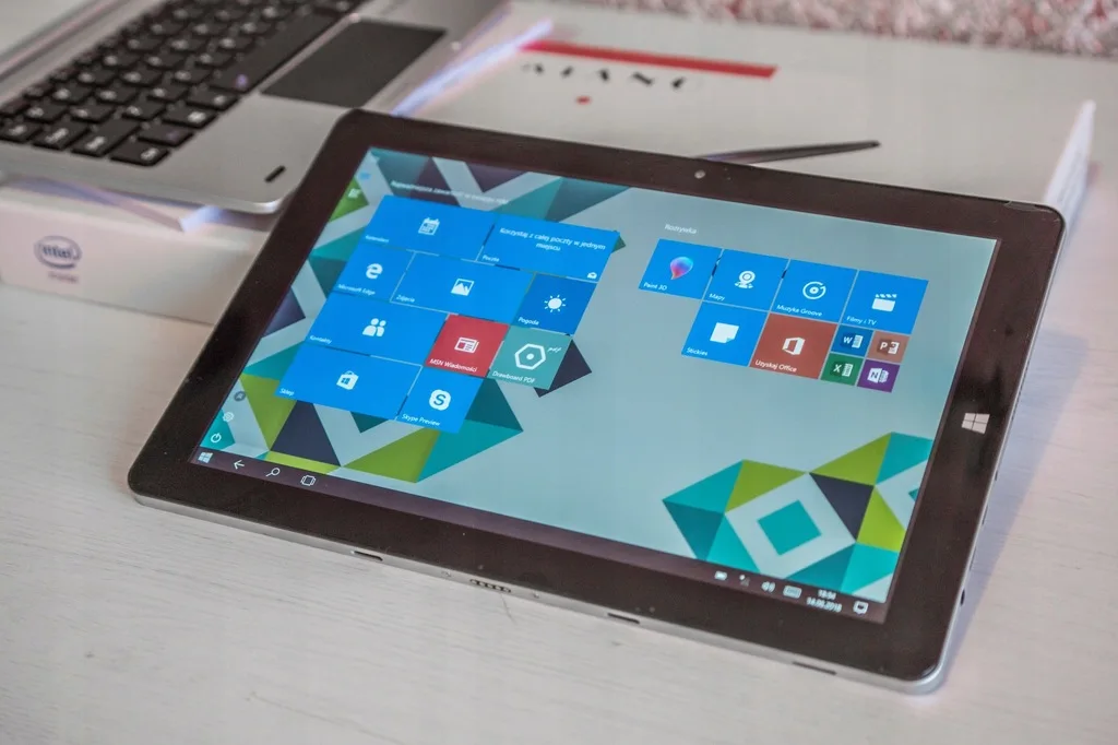 10.1 Inch Windows 10 2-in-1 Tablet with Intel Atom Z8350, 64Bit Quad-Core, 1280x800 IPS, 2GB/4GB DDR, 32GB Storage, HDMI-Compatible, Dual Camera Description Image.This Product Can Be Found With The Tag Names Cheap Translator, Consumer Electronics, High Quality Consumer Electronics, Translator