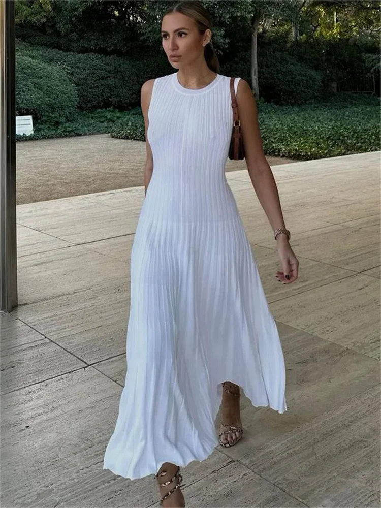 

Tossy Knitwear White Casual Long Dress For Women Sleeveless High Waist Slim Strapless Loose Dress Solid Basic Ladies Maxi Dress