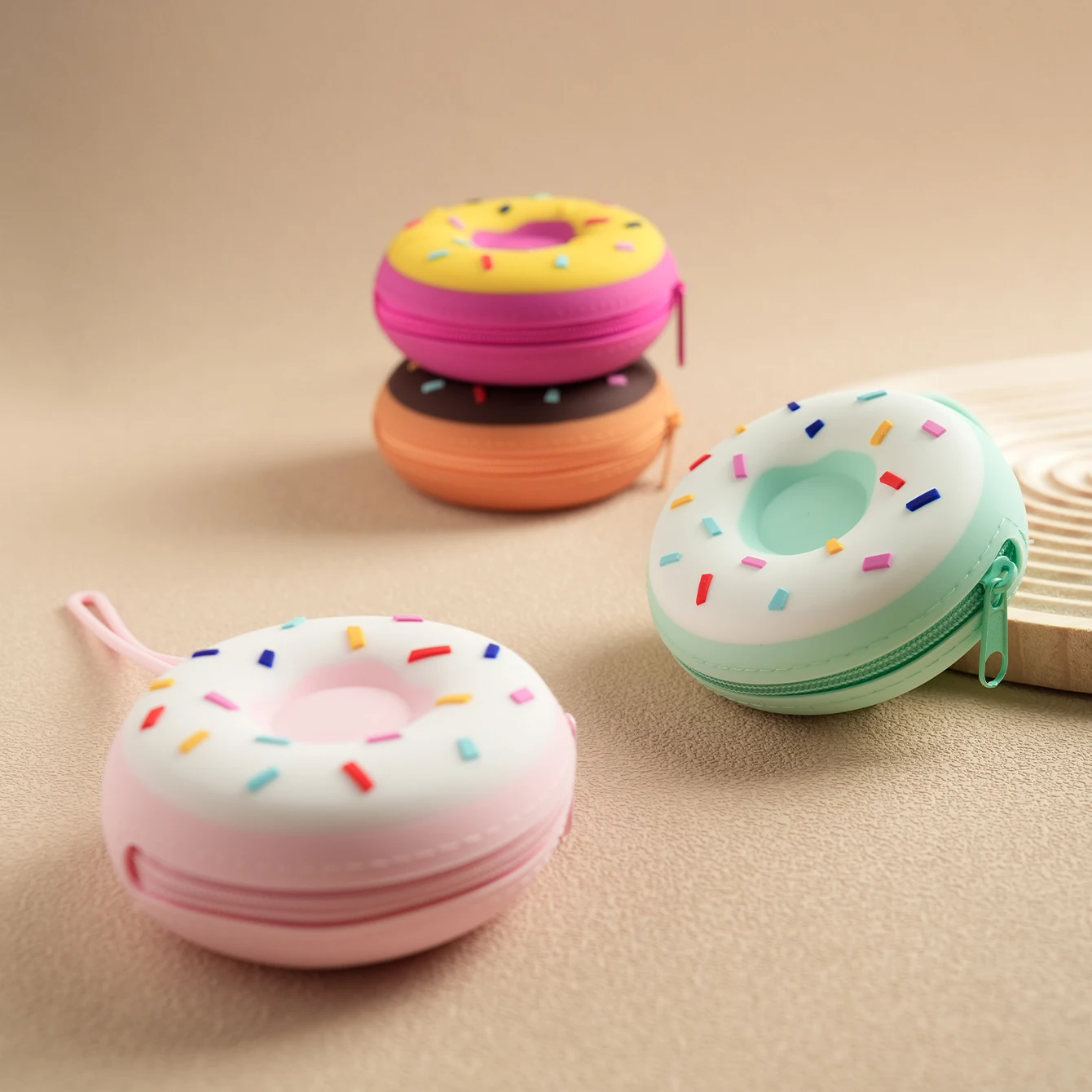 Pacifier Holder 1PCS Baby Silicone Pacifier Storage Case Donut Shape Portable Cover Pouch Box