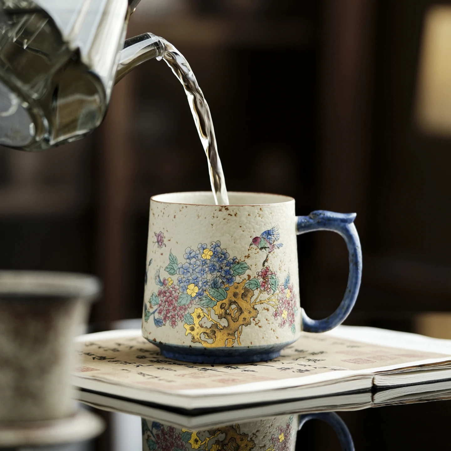 Chinese Style Ceramic Cartoon Floral Pattern Mug, Personal Creative Teacup, With Cover Filtered Tea Water Separation, 400ml, 1Pc