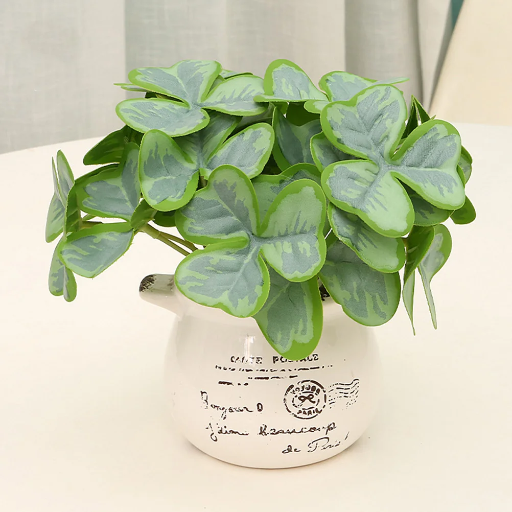

1 Bunch of Artificial Shamrock Branch Simulation Lifelike Shamrock Bunch Vase Decor