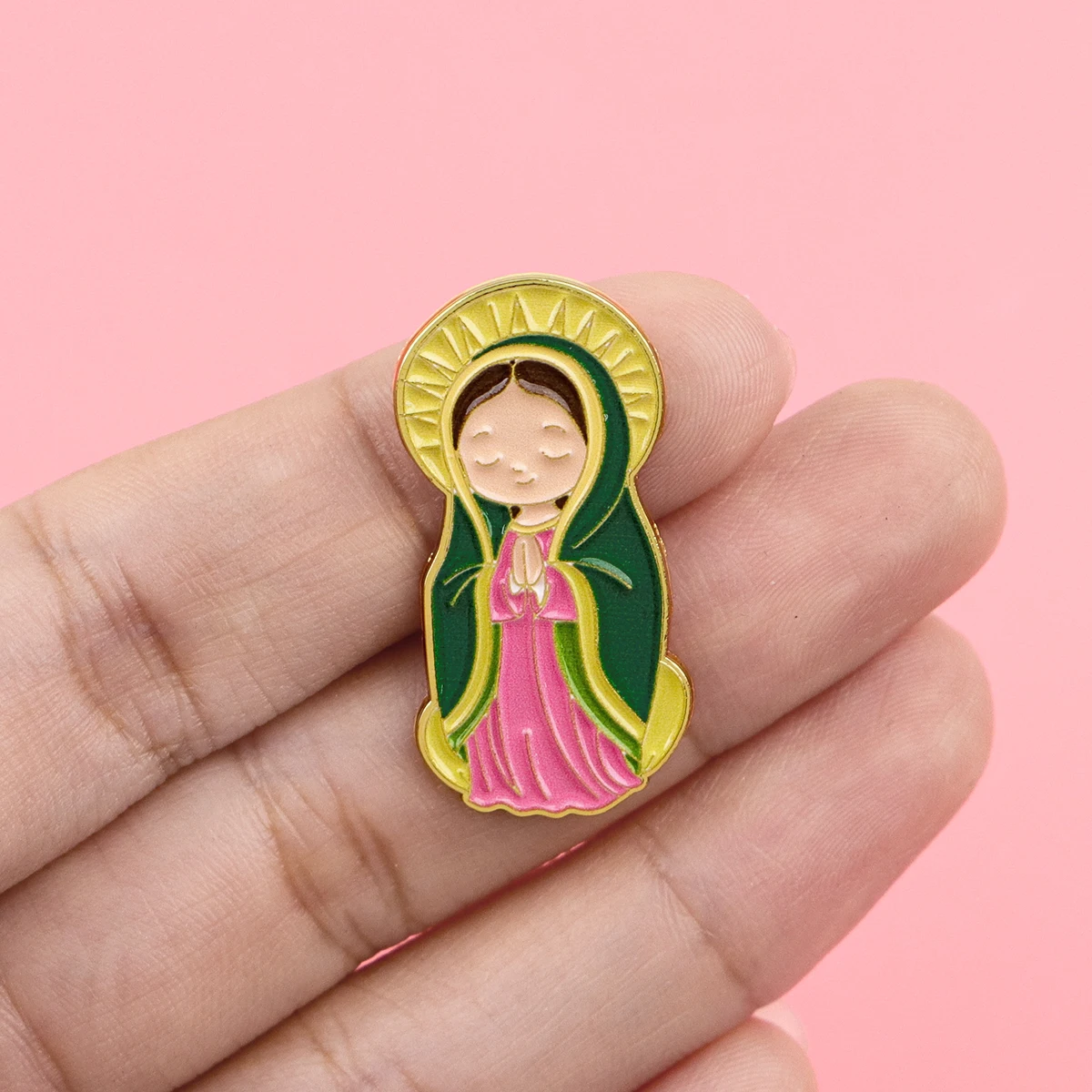 Inspirational 'Jesus Loves You' Enamel Pin - Faith-Driven Custom Brooch for Clothing & Accessories